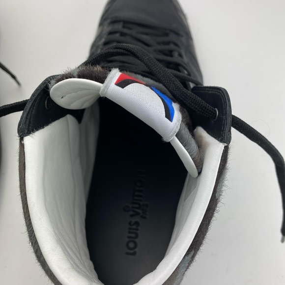 Louis Vuitton High Top Sneakers - Picture 6 of 7